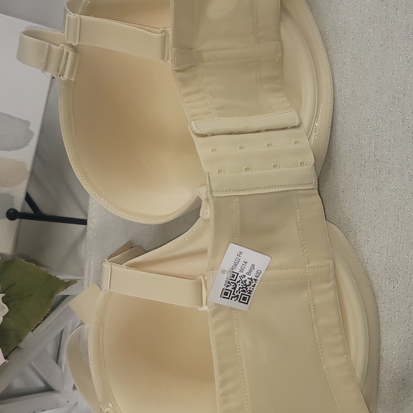 Wingsglove Strapless Multi-way Contour Underwire Bra Beige - Picture 7 of 16